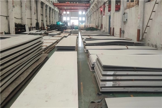 Plat extérieur du ruban inoxydable solides solubles 304 du plat AISI 80mm de l'industrie SS304 de Constrction
