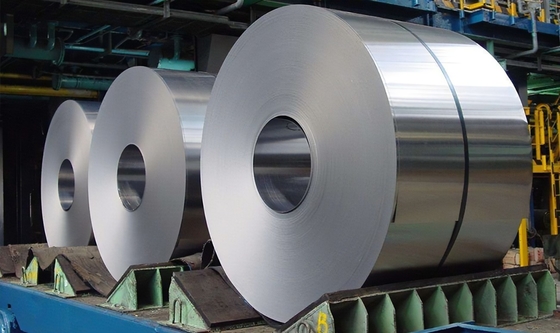 Petit pain épais laminé à chaud poli de l'acier inoxydable 2B de la bobine 6mm d'acier inoxydable de TUV