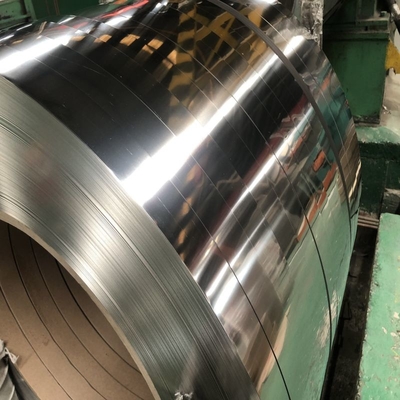 2.5mm ont poli la ceinture standard d'en LE gigaoctet solides solubles de la largeur 304 de la bande 650mm 700mm d'acier inoxydable