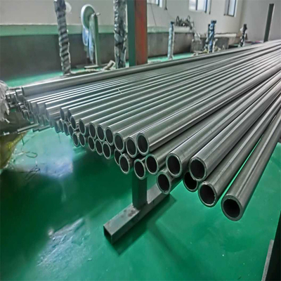 Tube carré rond de tuyau de solides solubles pour la construction soudée ou sans couture
