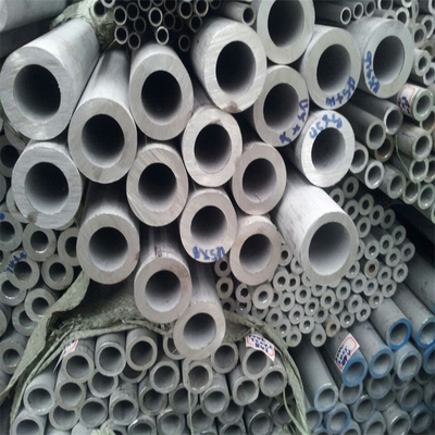 304 304L Tubes en acier inoxydable sans soudure AISI ASME Standard 21mm OD 1,6mm Épaisseur 6 mètres Longueur