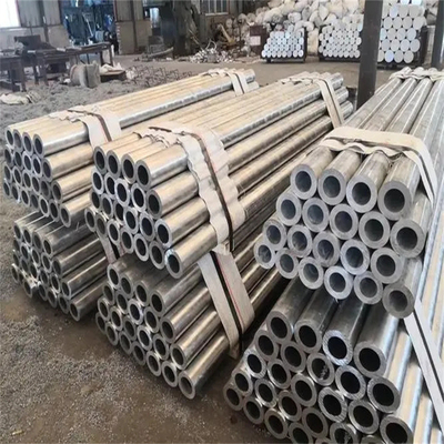 98% 6061 Tubes en aluminium avec une tolérance de ± 1%
