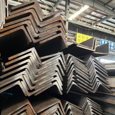 Barre d'angle en acier doux inégal laminée à chaud de 50x6 mm GB Q235B poutre d'angle en acier au carbone