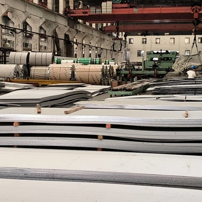 316 tôles en acier inoxydable Plaques 1100 * 6000mm Taille 0,4 mm 0,3 mm Épaisseur 2B ASTM