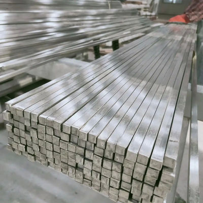 304 barres carrées plates AISI poli 2B Surface sections structurelles en acier inoxydable pour le bâtiment Jamb