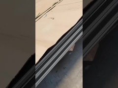 Affichage de l'inventaire de l'entrepôt de tôles en acier inoxydable